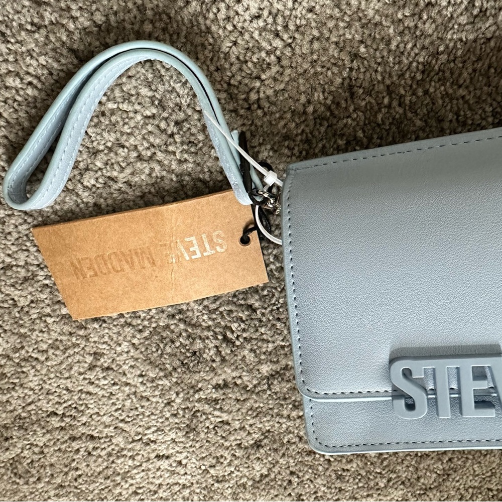 Steve Madden BCabbyy Faux Leather Wristlet Ice Blue - Picture 3 of 10